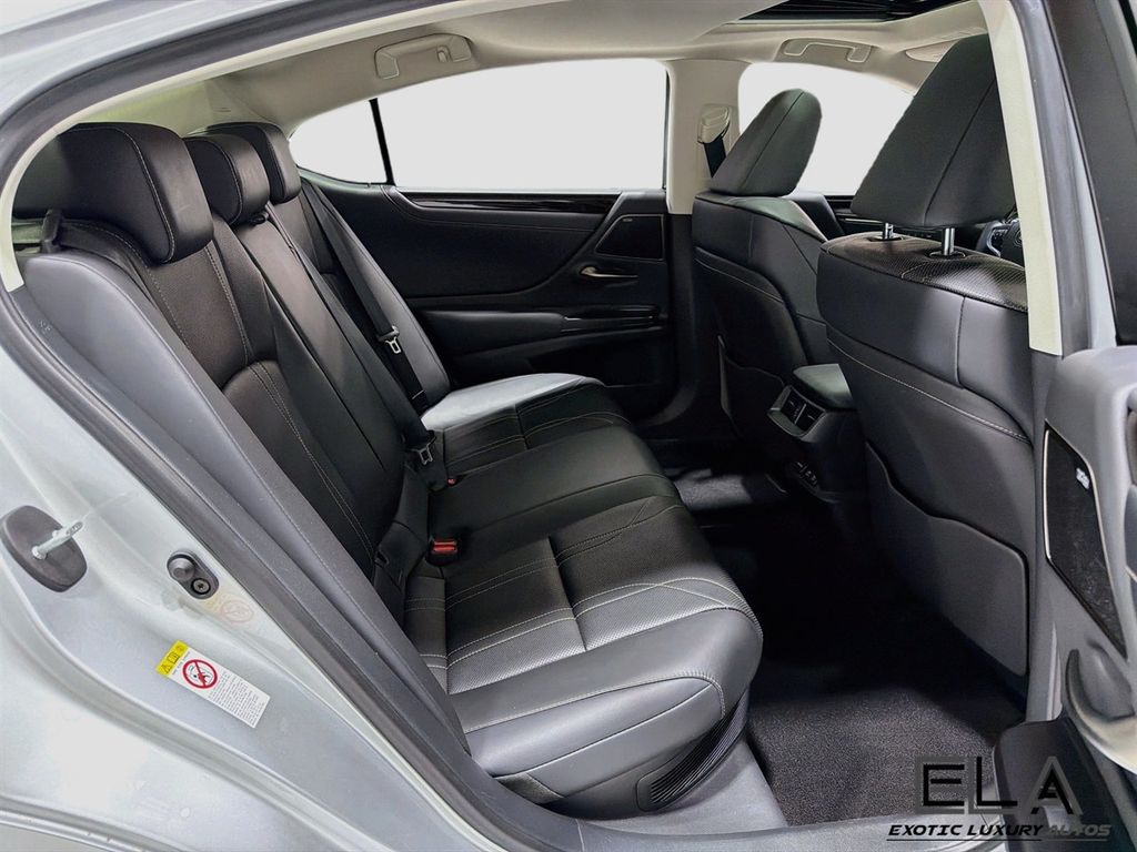 2019 Lexus ES LUXURY - 23073362 - 29