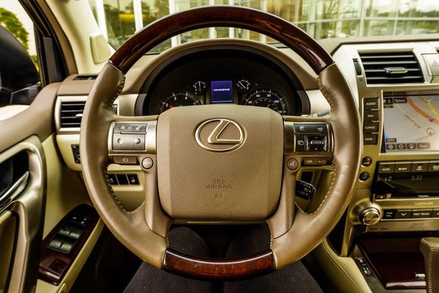 2019 Lexus GX GX 460 Luxury 4WD - 22984557 - 30