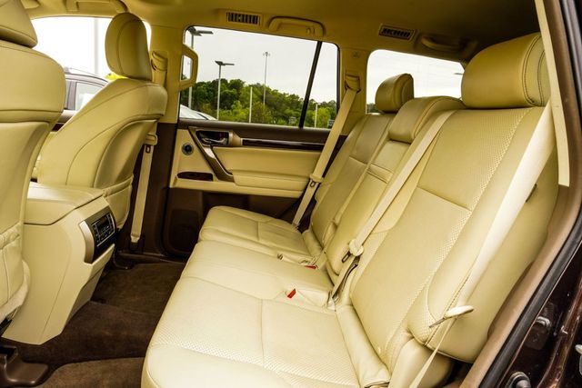 2019 Lexus GX GX 460 Luxury 4WD - 22984557 - 34