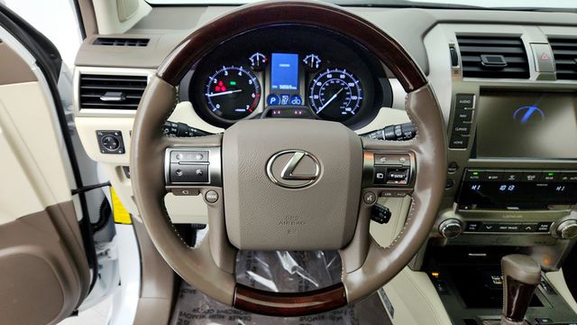 2019 Lexus GX GX 460 Luxury 4WD - 22945312 - 13