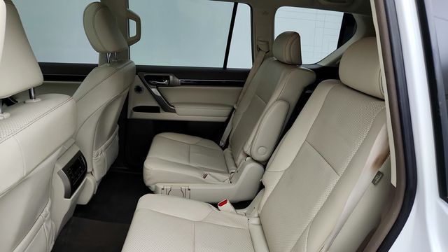 2019 Lexus GX GX 460 Luxury 4WD with Driver Support & Sport Design Packages - 22945312 - 22