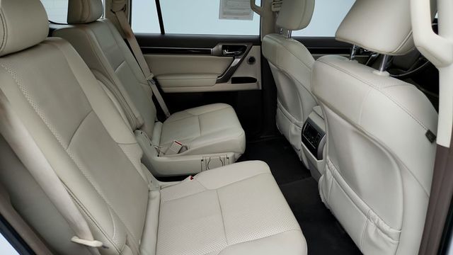 2019 Lexus GX GX 460 Luxury 4WD with Driver Support & Sport Design Packages - 22945312 - 24