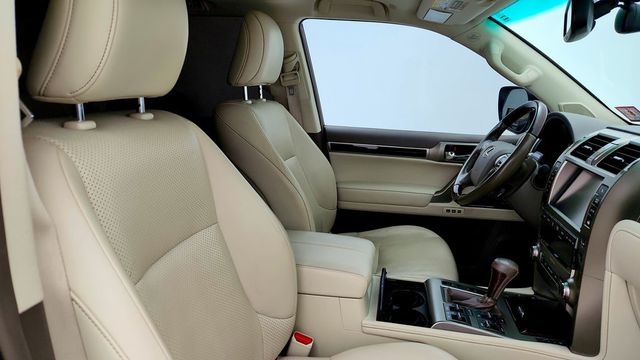 2019 Lexus GX GX 460 Luxury 4WD w/ Mark Levinson Audio - 23082885 - 24