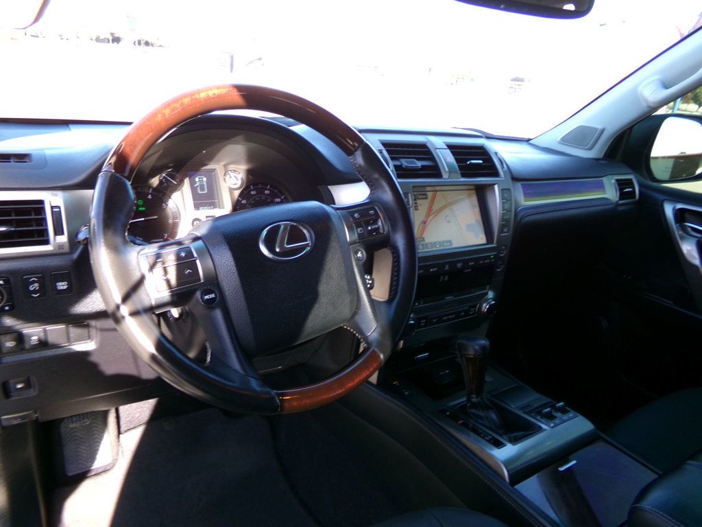2019 Lexus GX GX 460 Premium 4WD - 22925914 - 9