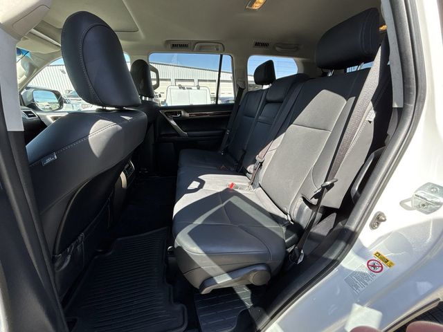 2019 Lexus GX GX 460 Premium 4WD - 22815101 - 17