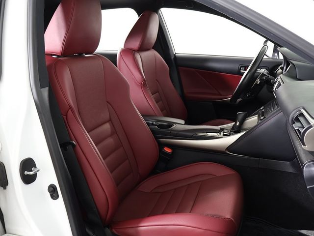 2019 Lexus IS IS 300 AWD - 22991861 - 31