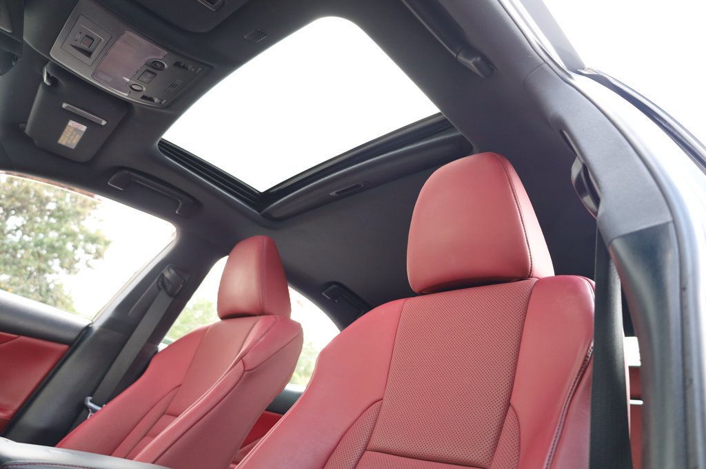 2019 Lexus IS 300 F SPORT AWD photo 16