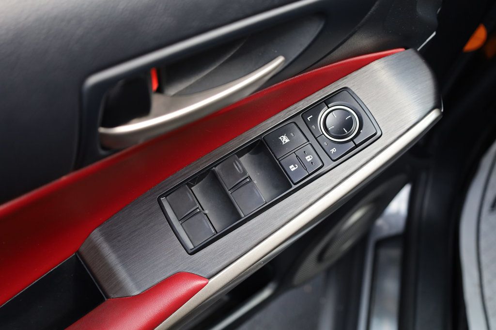 2019 Lexus IS 300 F SPORT AWD photo 34