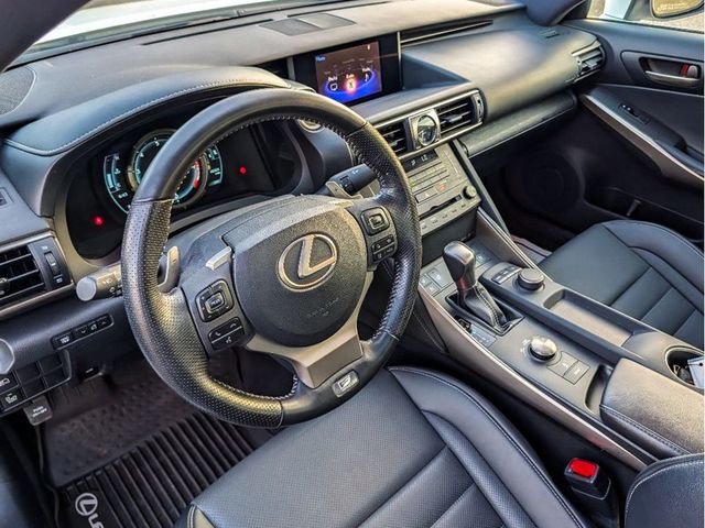 2019 Lexus IS IS 300 F SPORT AWD - 23005187 - 17