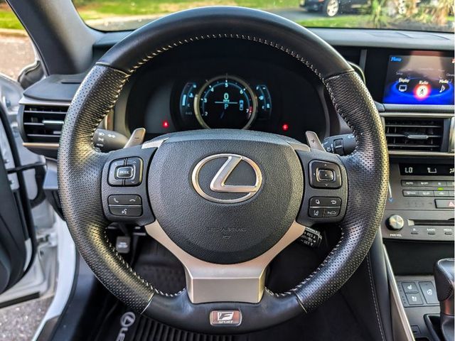 2019 Lexus IS IS 300 F SPORT AWD - 23005187 - 18
