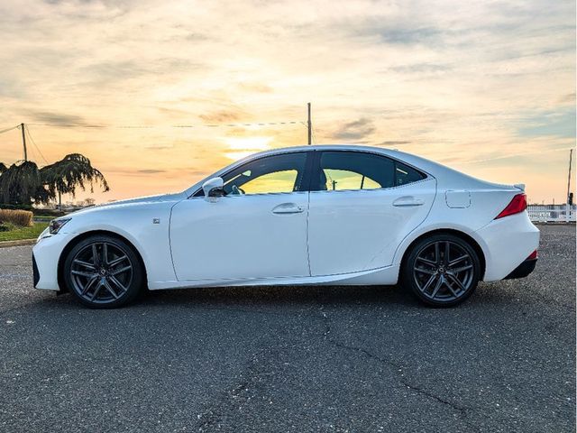 2019 Lexus IS IS 300 F SPORT AWD - 23005187 - 8