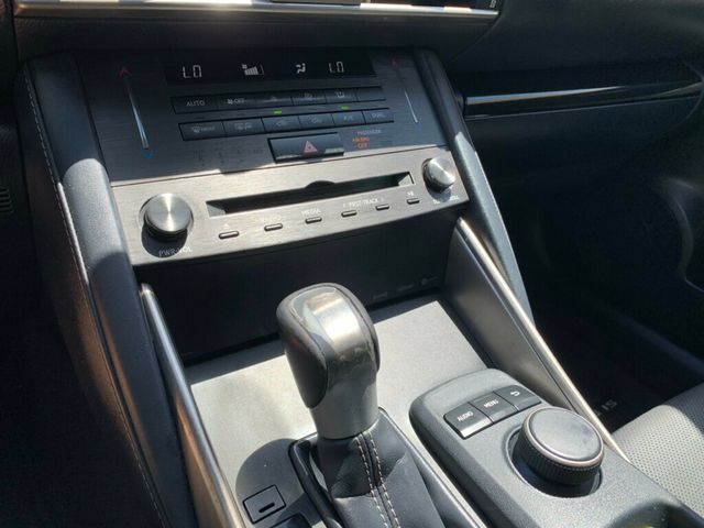 2019 Lexus IS IS 300 RWD - 23035282 - 44