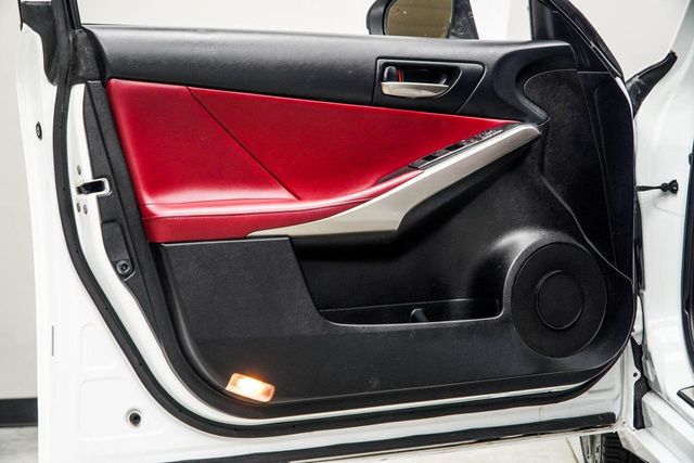 2019 Lexus IS IS 300 RWD - 22993753 - 31