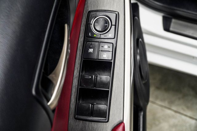 2019 Lexus IS IS 300 RWD - 22993753 - 32