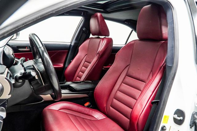 2019 Lexus IS IS 300 RWD - 22993753 - 33