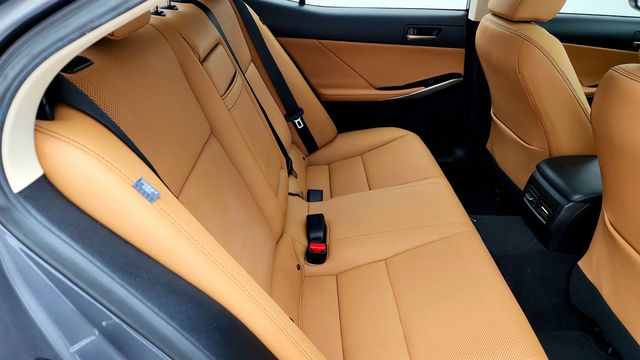 2019 Lexus IS IS 300 RWD - 23074613 - 23