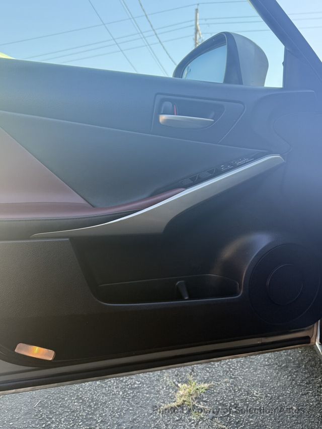 2019 Lexus IS IS 300 W/ADAPTIVE CRUISE, MOONROOF, TWIN TURBO - 23088636 - 10