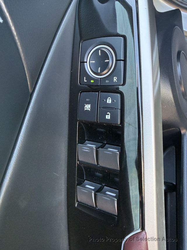 2019 Lexus IS IS 300 W/ADAPTIVE CRUISE, MOONROOF, TWIN TURBO - 23088636 - 13