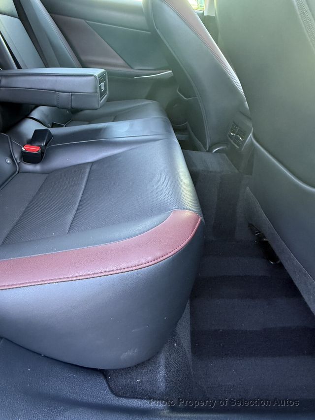 2019 Lexus IS IS 300 W/ADAPTIVE CRUISE, MOONROOF, TWIN TURBO - 23088636 - 35