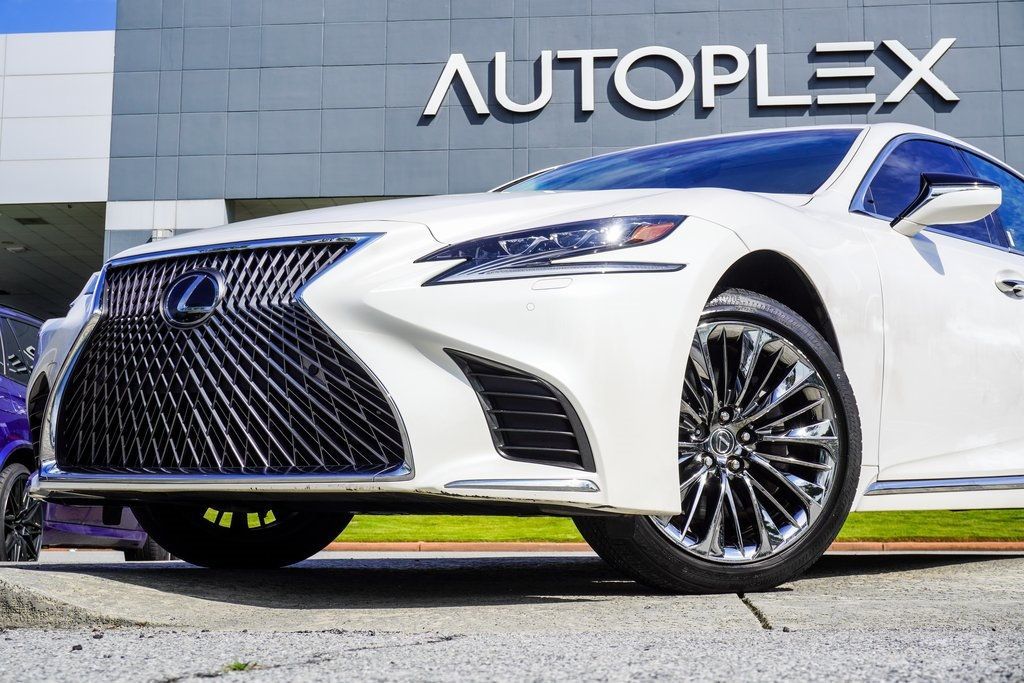 2019 Lexus LS 500 AWD photo 2