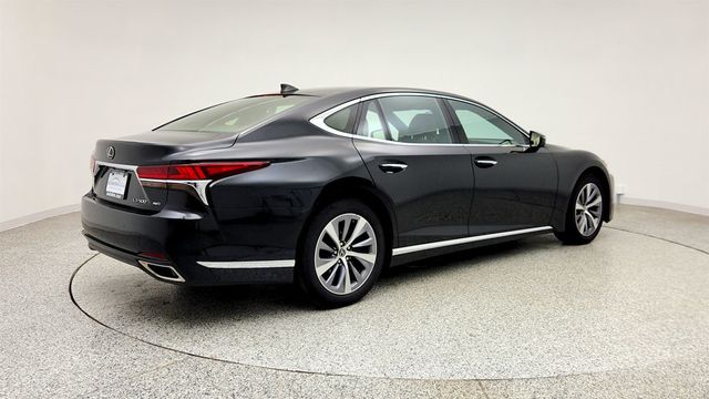 2019 Lexus LS LS 500 AWD w/ Illuminated Door Sills - 23013651 - 4