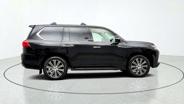 2019 Lexus LX LX 570 Three Row 4WD w/ Mark Levinson, Rear DVD & Luxury Pkg - 23094751 - 3