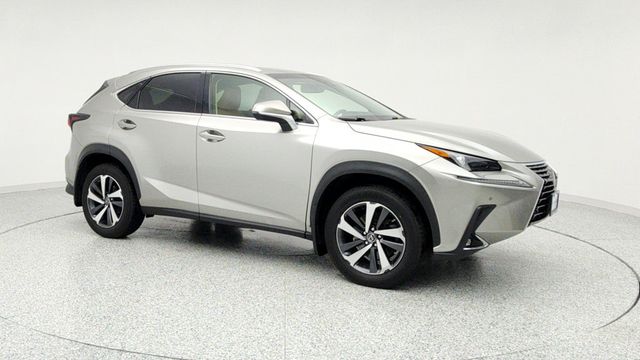 2019 Lexus NX NX 300 AWD with Premium Package, Navigation & Power Kick Door - 22954736 - 2