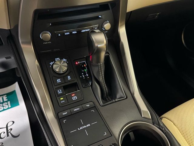 2019 Lexus NX NX 300h AWD - 23063983 - 18