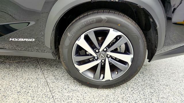 2019 Lexus NX NX 300h AWD w/ Premium Package & Navigation System - 22999408 - 8