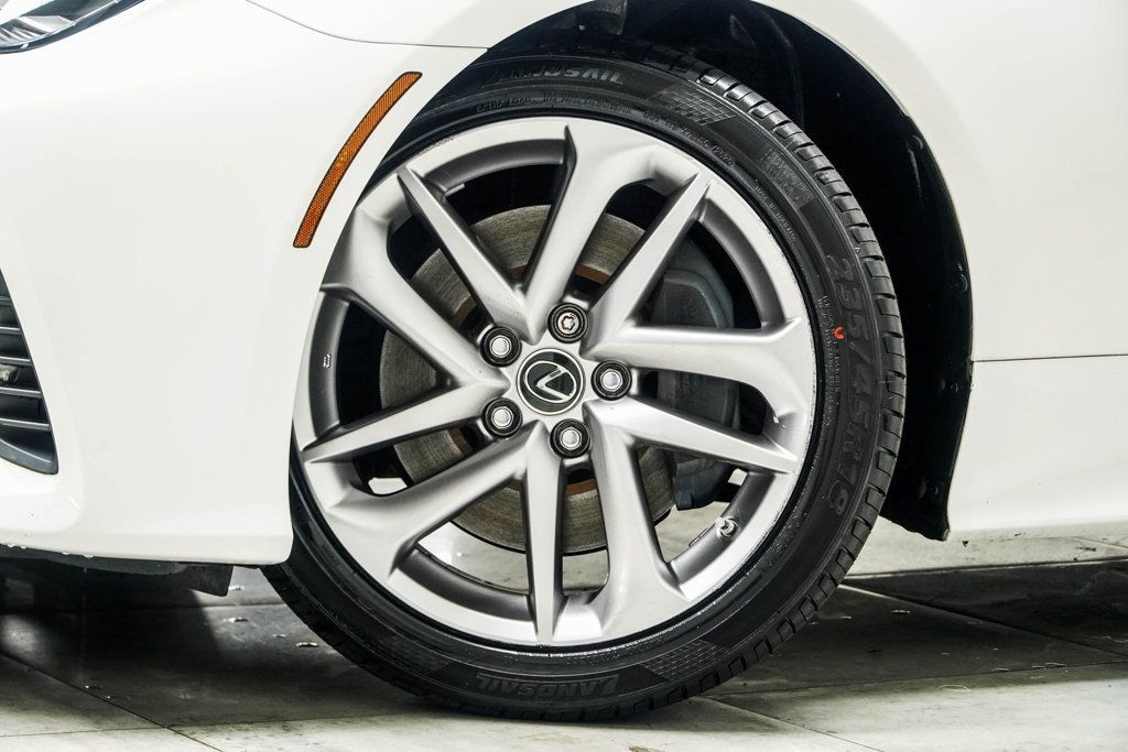 2019 Lexus RC 300 photo 3