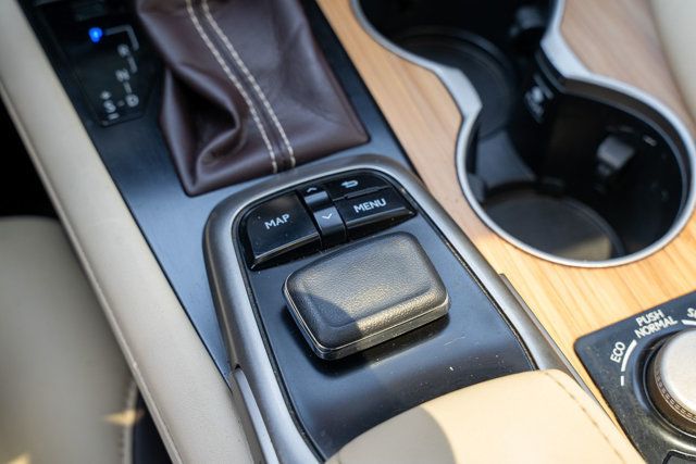 2019 Lexus RX Local Trade/Premium Pkg/Heated&Cooled Seats/BlindSpot/PwrSunroof - 23035215 - 32