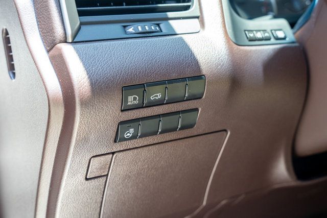 2019 Lexus RX Local Trade/Premium Pkg/Heated&Cooled Seats/BlindSpot/PwrSunroof - 23035215 - 35