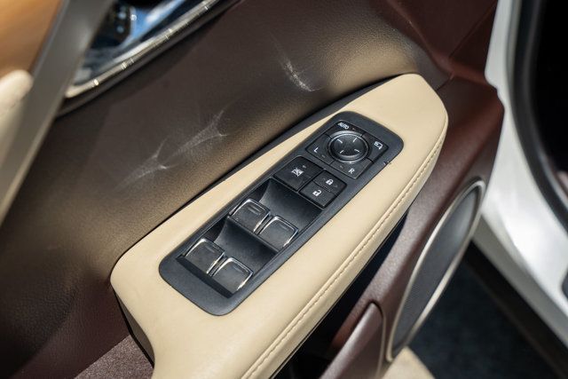 2019 Lexus RX Local Trade/Premium Pkg/Heated&Cooled Seats/BlindSpot/PwrSunroof - 23035215 - 37