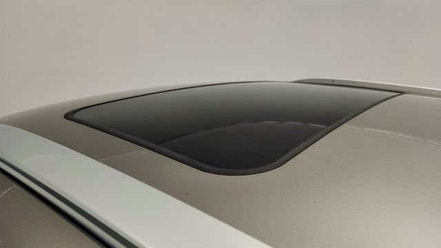 2019 Lexus RX RX 350 AWD w/ Navigation System, Premium Pkg & Power Moonroof  - 23020102 - 9