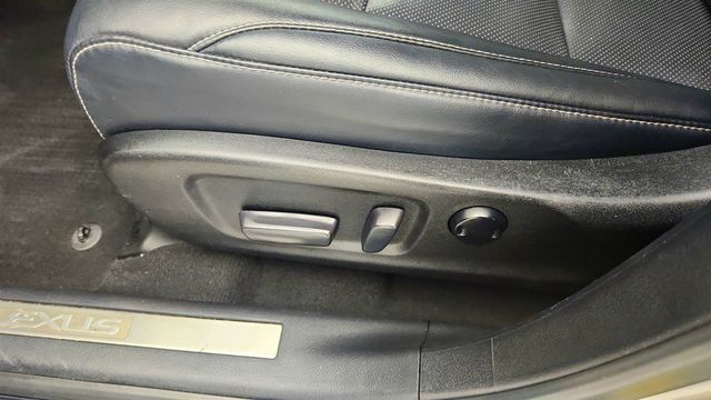 2019 Lexus RX RX 350 AWD w/ Navigation System, Premium Pkg & Power Moonroof  - 23020102 - 11