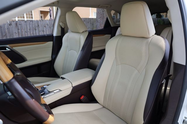 2019 Lexus RX RX 450hL Luxury AWD - 22928751 - 17