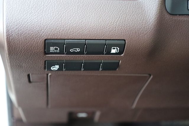 2019 Lexus RX RX 450hL Luxury AWD - 22928751 - 36