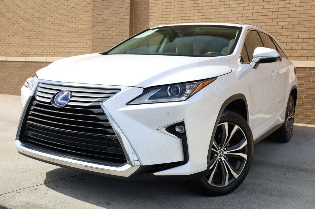 2019 Lexus RX 450hL Luxury AWD photo 3
