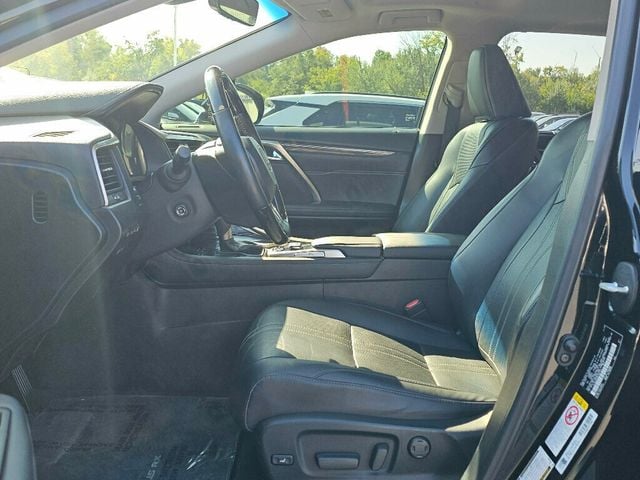 2019 Lexus RX RX 450hL Luxury AWD - 22922775 - 13