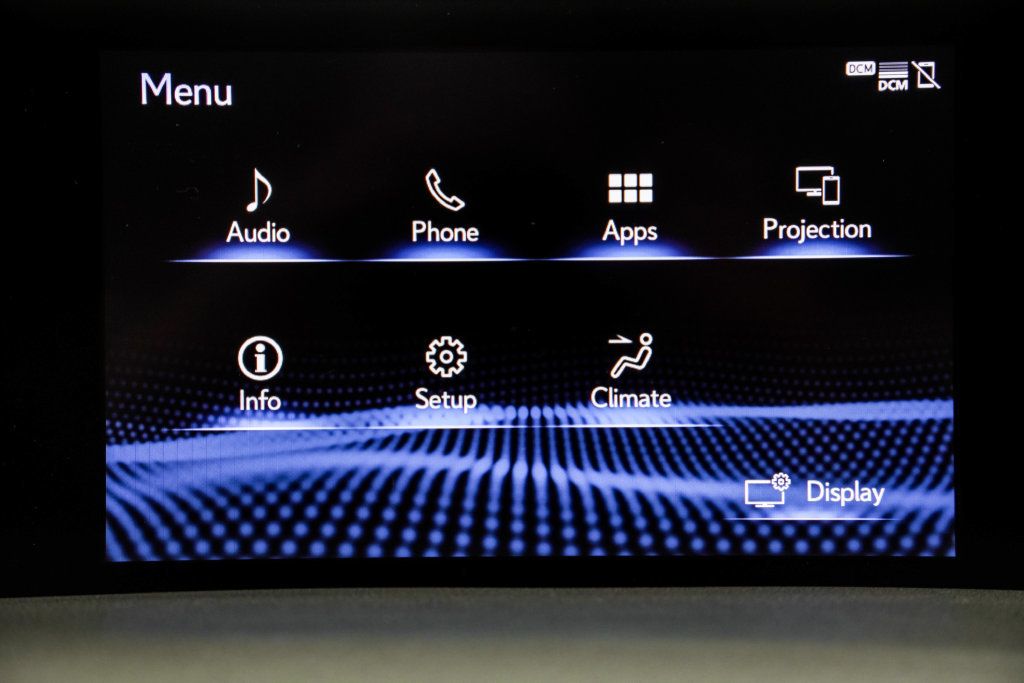Lexus UX photo 32