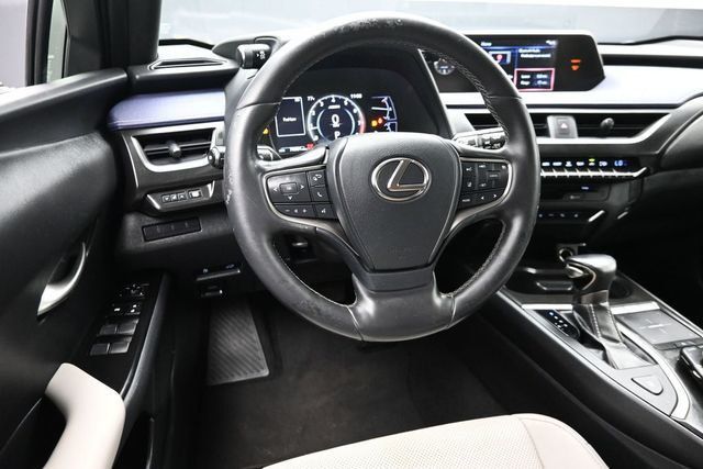 2019 Lexus UX UX 200 FWD - 23035779 - 17