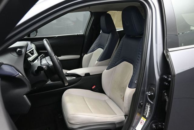 2019 Lexus UX 200 200 FWD's photo