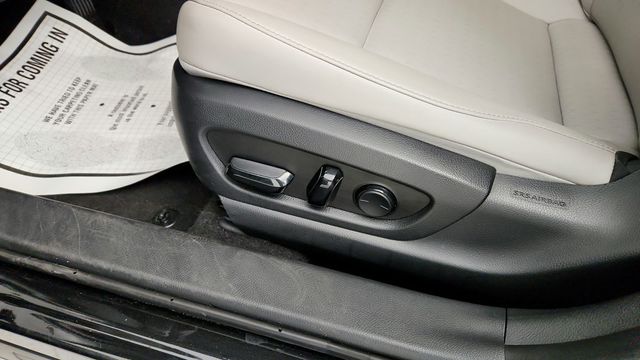 2019 Lexus UX UX 200 with Moonroof and Blind Spot Monitor - 22941422 - 11