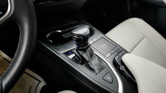 2019 Lexus UX UX 200 with Moonroof and Blind Spot Monitor - 22941422 - 16