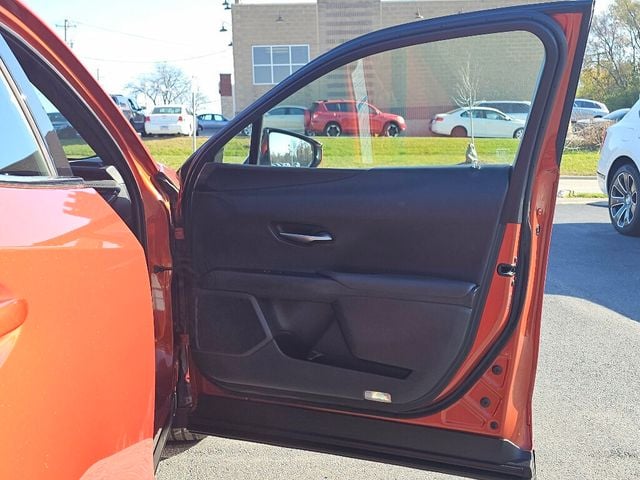 2019 Lexus UX UX 250h AWD - 22946560 - 20