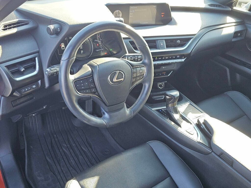 2019 Lexus UX UX 250h AWD - 22946560 - 8