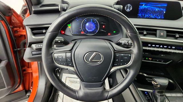 2019 Lexus UX UX 250h AWD with Premium Package & Parking Assist - 22947412 - 13