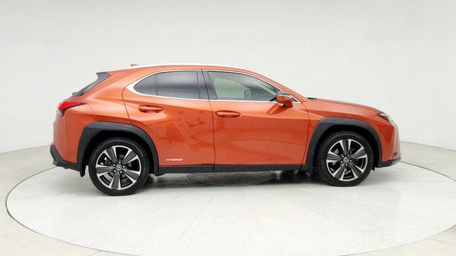 2019 Lexus UX UX 250h AWD with Premium Package & Parking Assist - 22947412 - 3