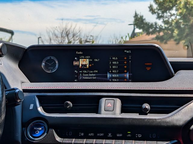 2019 Lexus UX UX 250h F SPORT AWD - 23022333 - 24