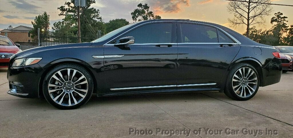 2019 Lincoln Continental Select - 22905498 - 18